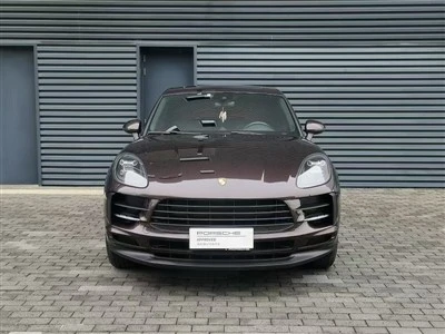 2018-as Porsche Macan 2.0T